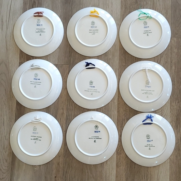 Royal Copenhagen Denmark Collector Christmas Plates 1975-1983 - Picture 6 of 7